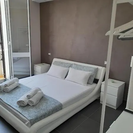 Maison Ane Marie * אבולה